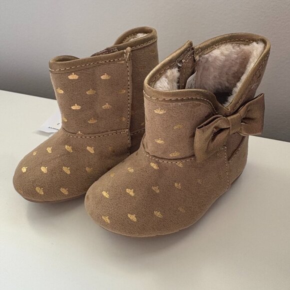 Disney princess baby boots Tan NWT Size 2 Gold Crowns Bows Payless Shoes - Picture 1 of 8